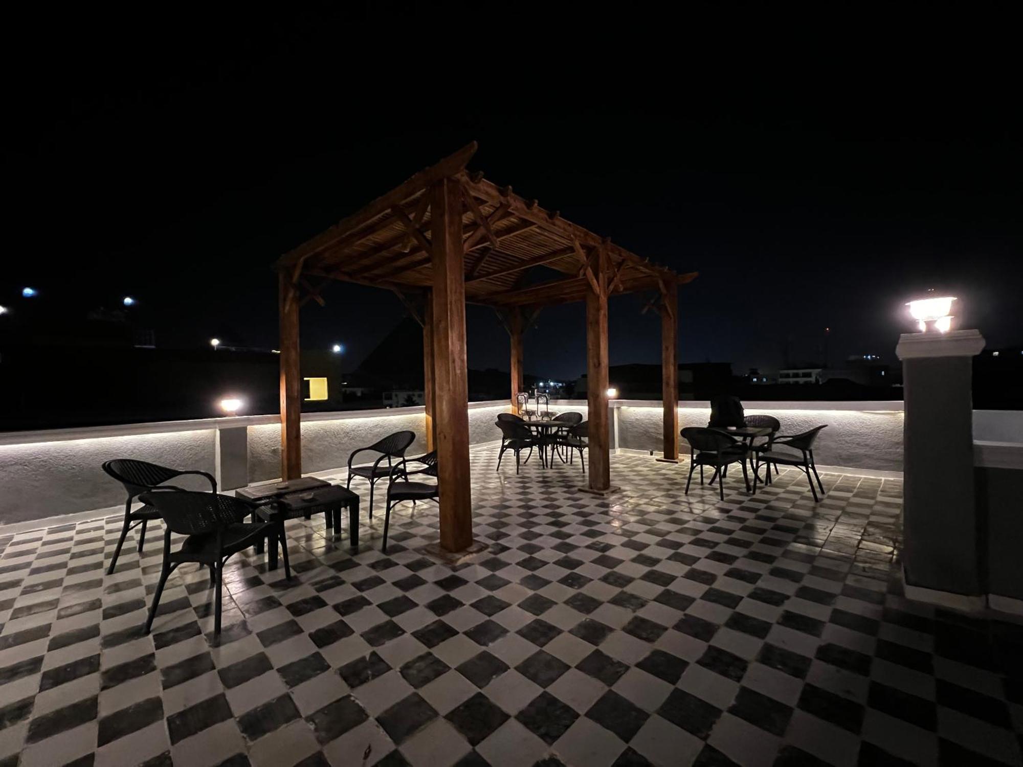 The Pyramids Gate Inn Kafret el-Gabal المظهر الخارجي الصورة