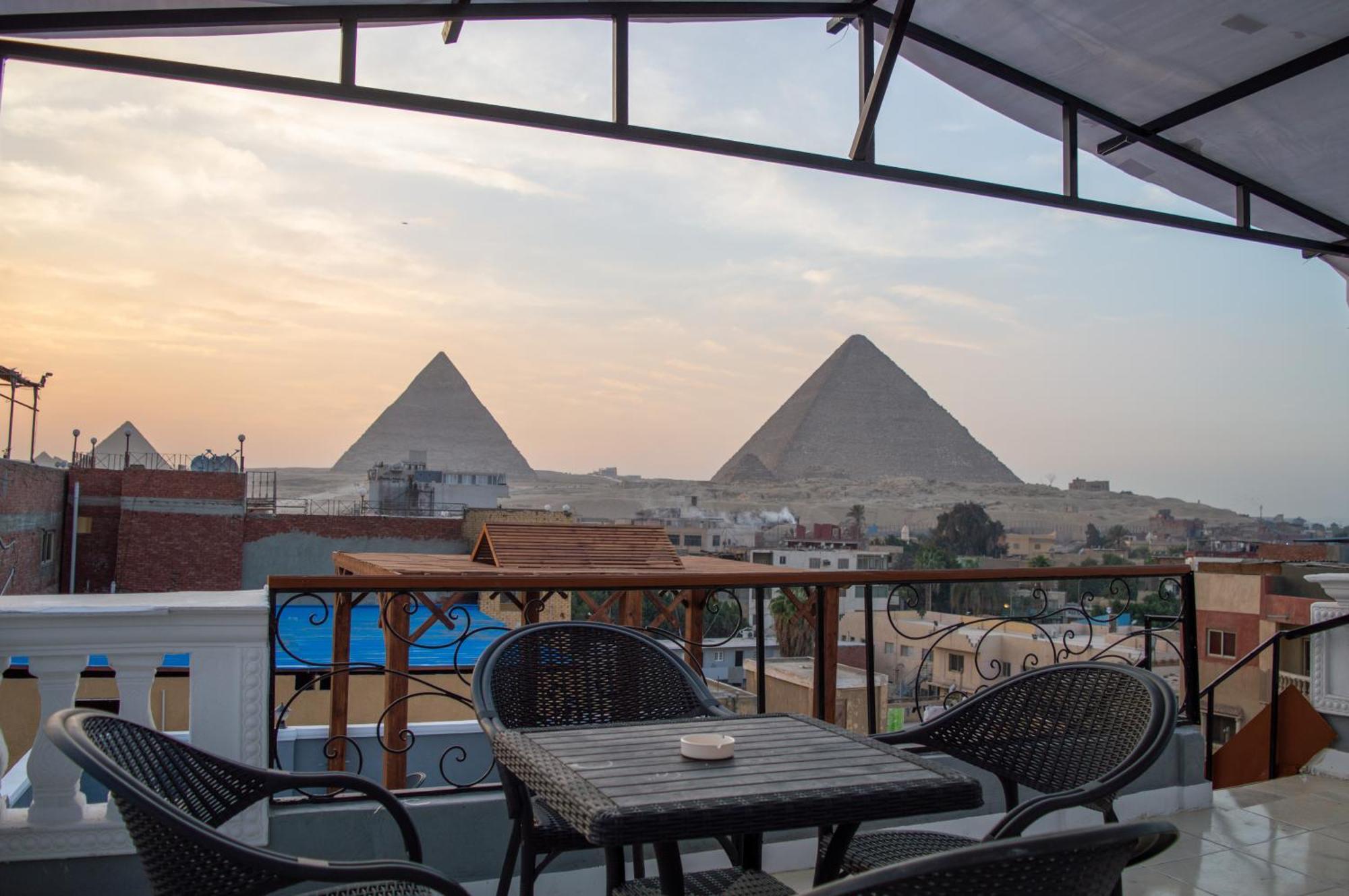 The Pyramids Gate Inn Kafret el-Gabal المظهر الخارجي الصورة