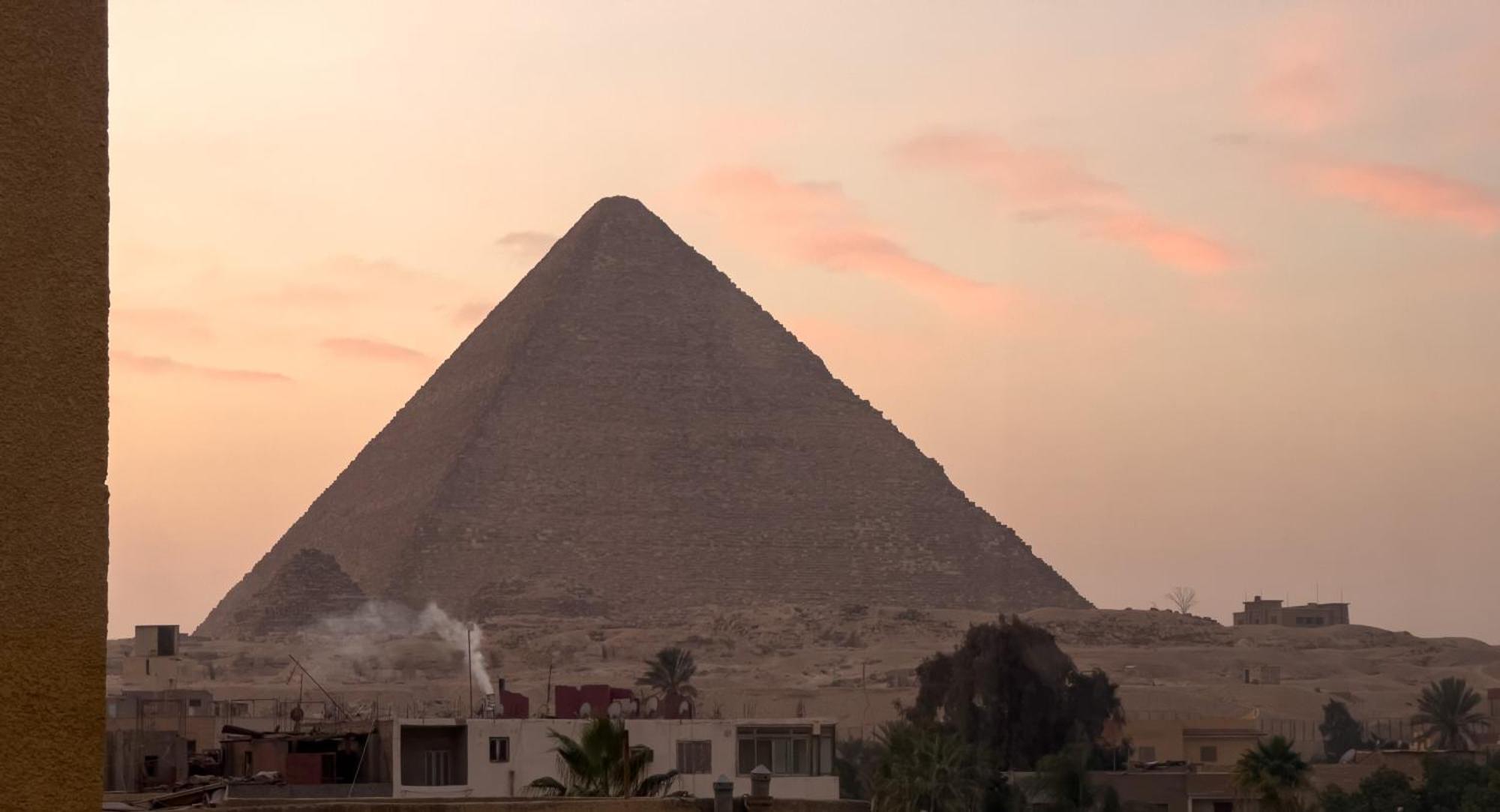 The Pyramids Gate Inn Kafret el-Gabal المظهر الخارجي الصورة